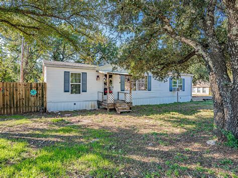3027 Mesquite Dr, Granbury, TX 76048 .